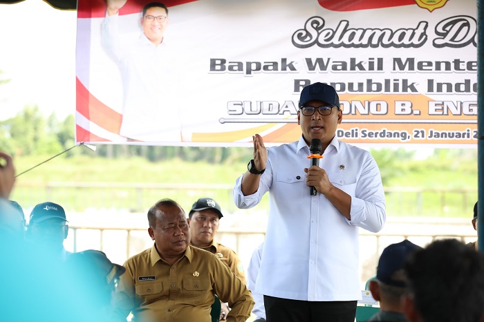 Wakil Menteri Pertanian (Wamentan), Sudaryono saat meninjau Bendungan Sidoras yang terletak di Desa Cinta Rakyat, Kecamatan Percut Sei Tuan, Kabupaten Deli Serdang. (Dok. Kementan)