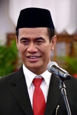 Harga Eceran Pupuk Subsidi Dilanggar, Kementan Buka Data, Tutup Kios, dan Alihkan Stok Demi Petani