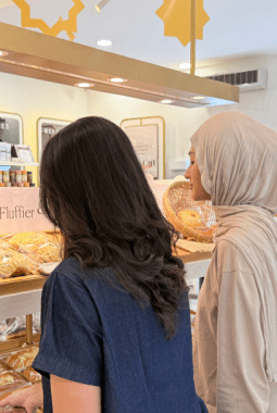 Program Sosial The Harvest Berbagi Paket Lebaran bagi Anak Yatim Sekaligus Ekspansi Inovasi Produk Terkini